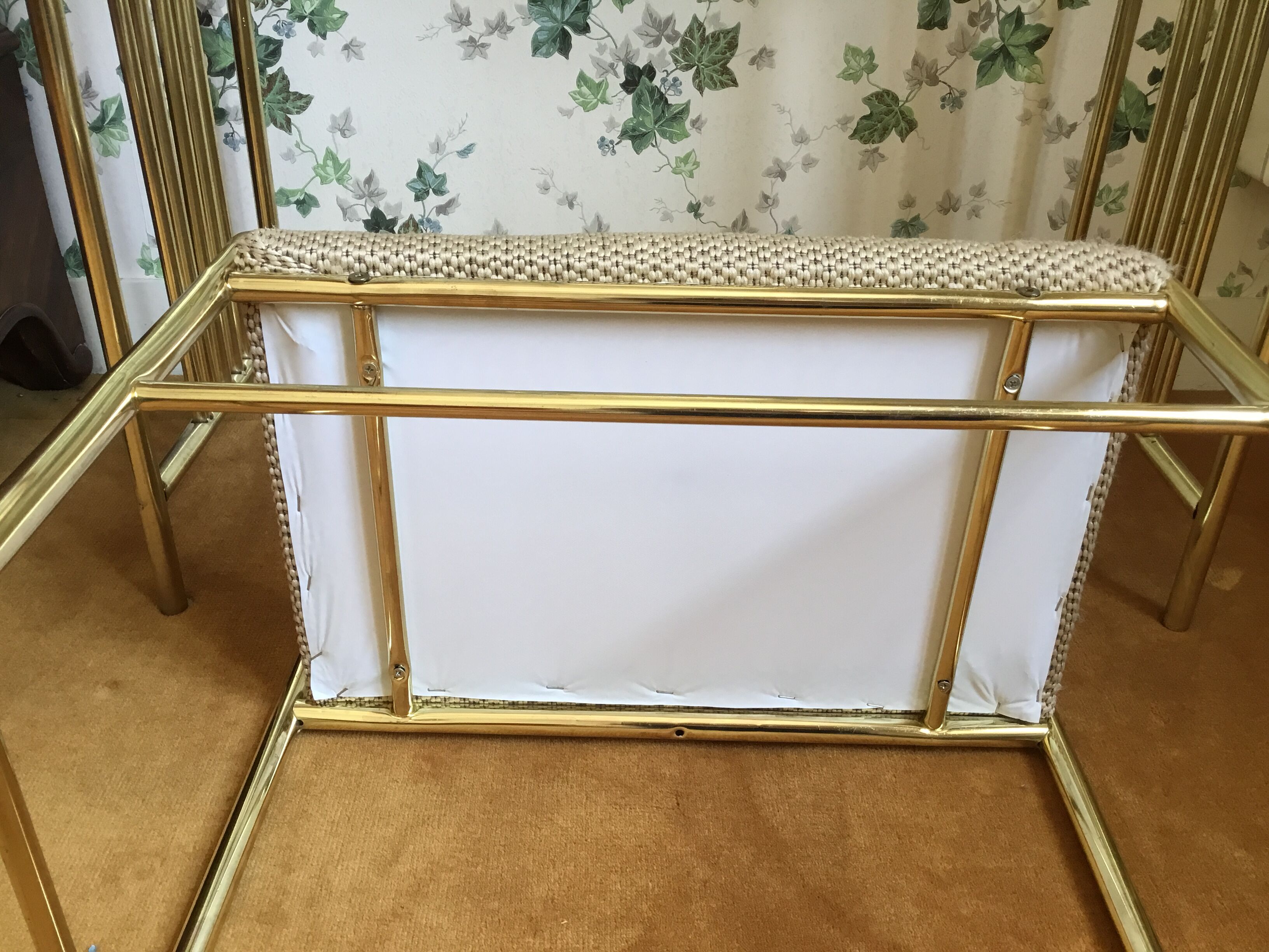 Hairdresser gold metal