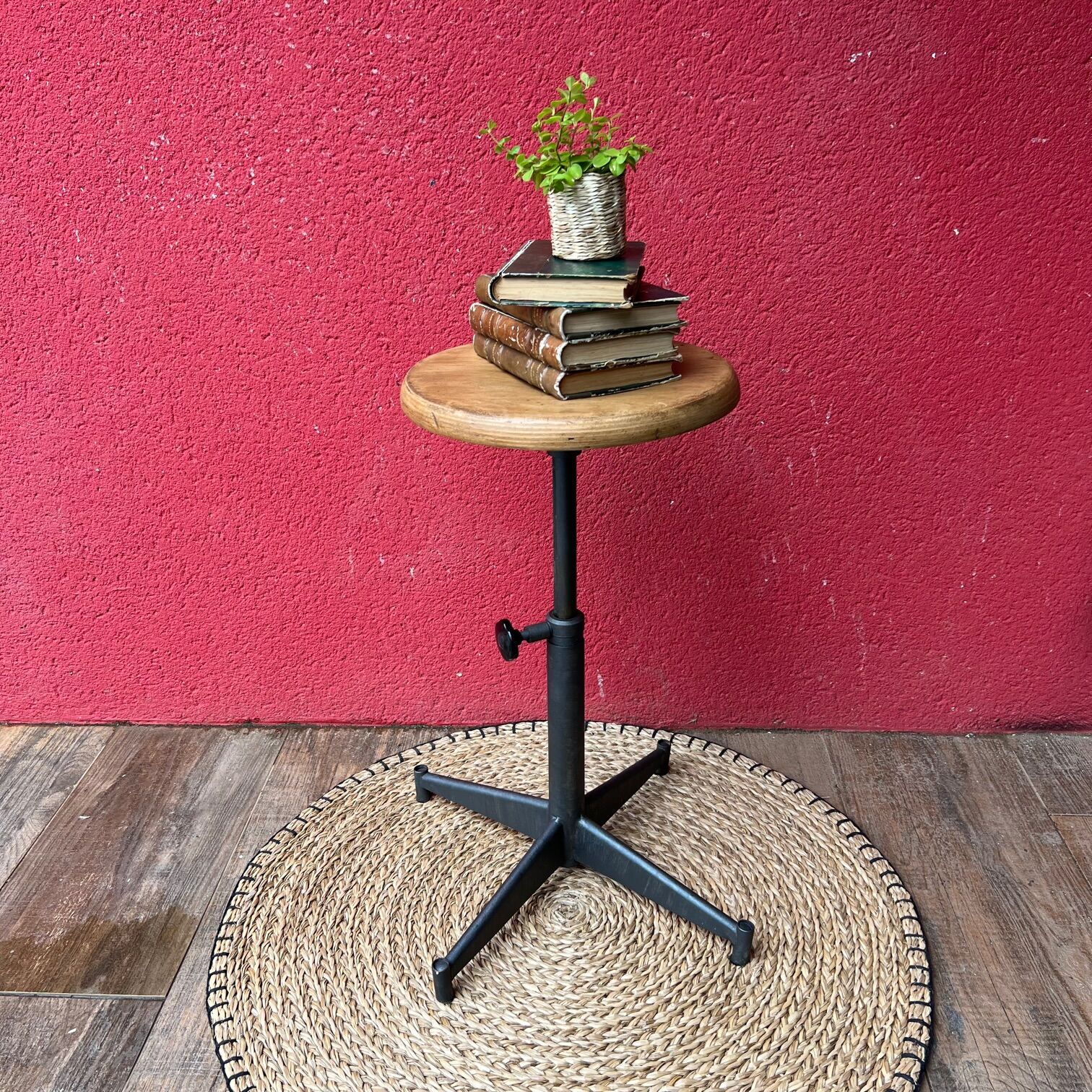 Adjustable industrial stool in metal & wood