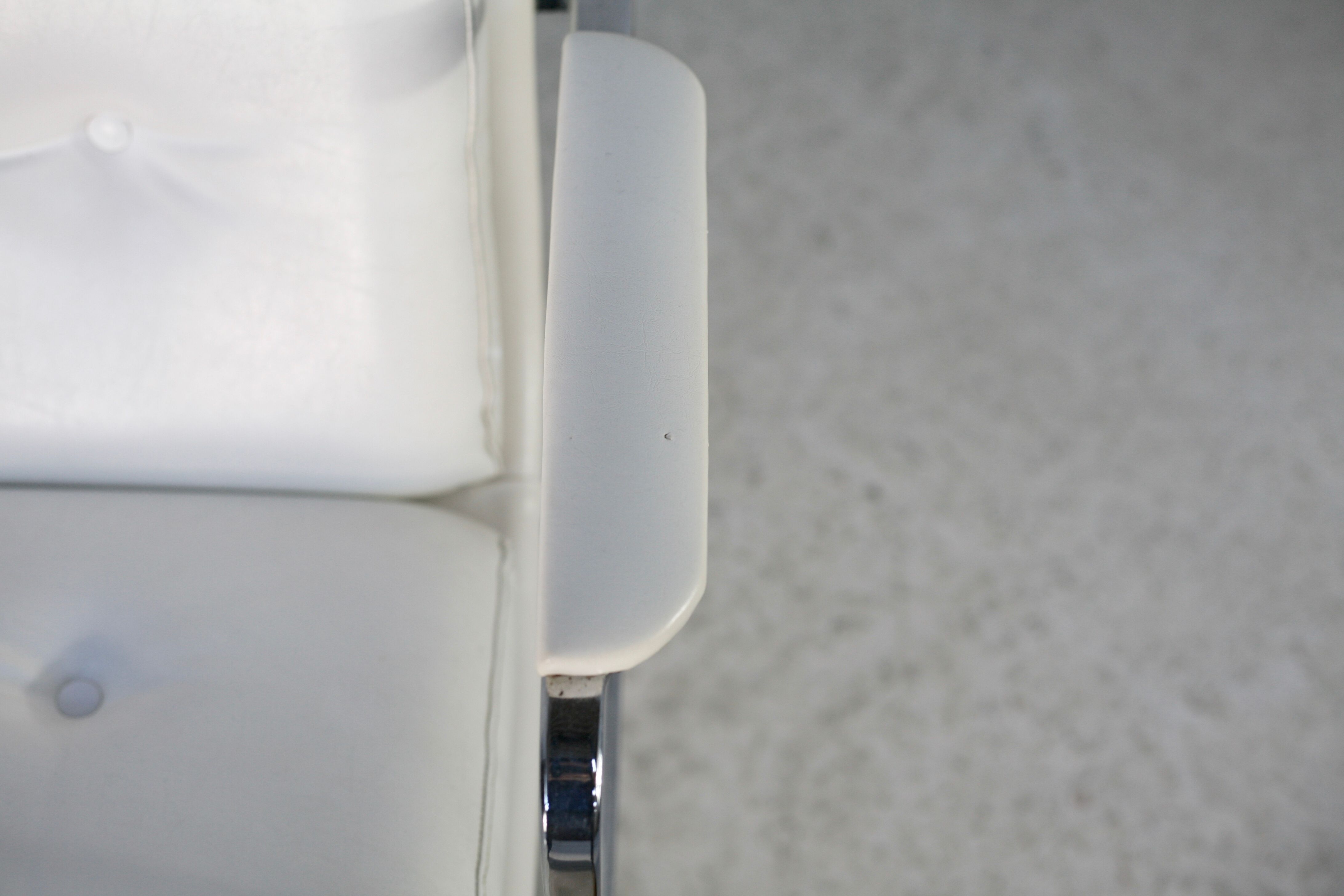 Armchair "Space Age"". Steel and imitation leather. Swivel. France, 70s