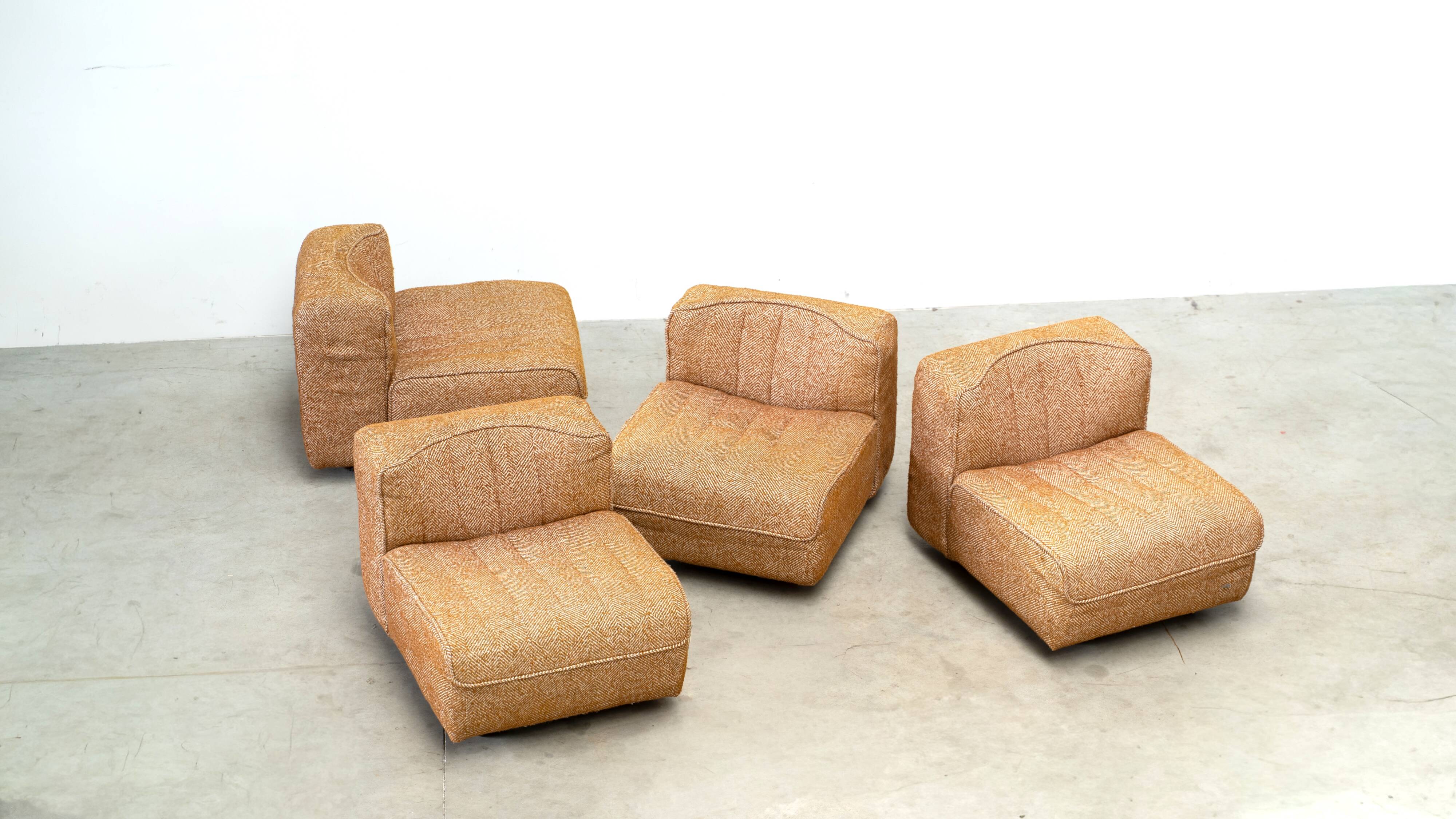 Tito Agnoli sofa by Arflex