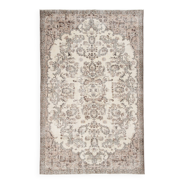 Brown & Cream Floral Vintage Rug, 195x302Cm