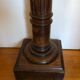 Wooden sellette column
