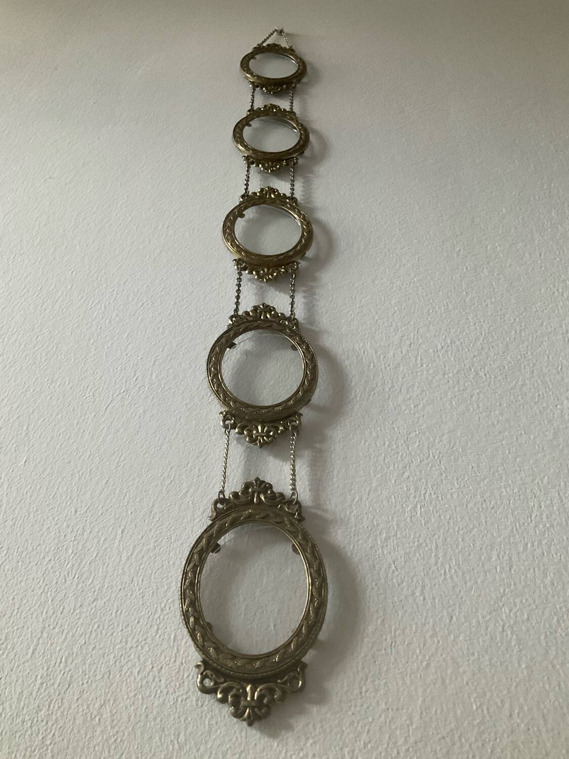 Louis XVI style wall-mounted photo frame