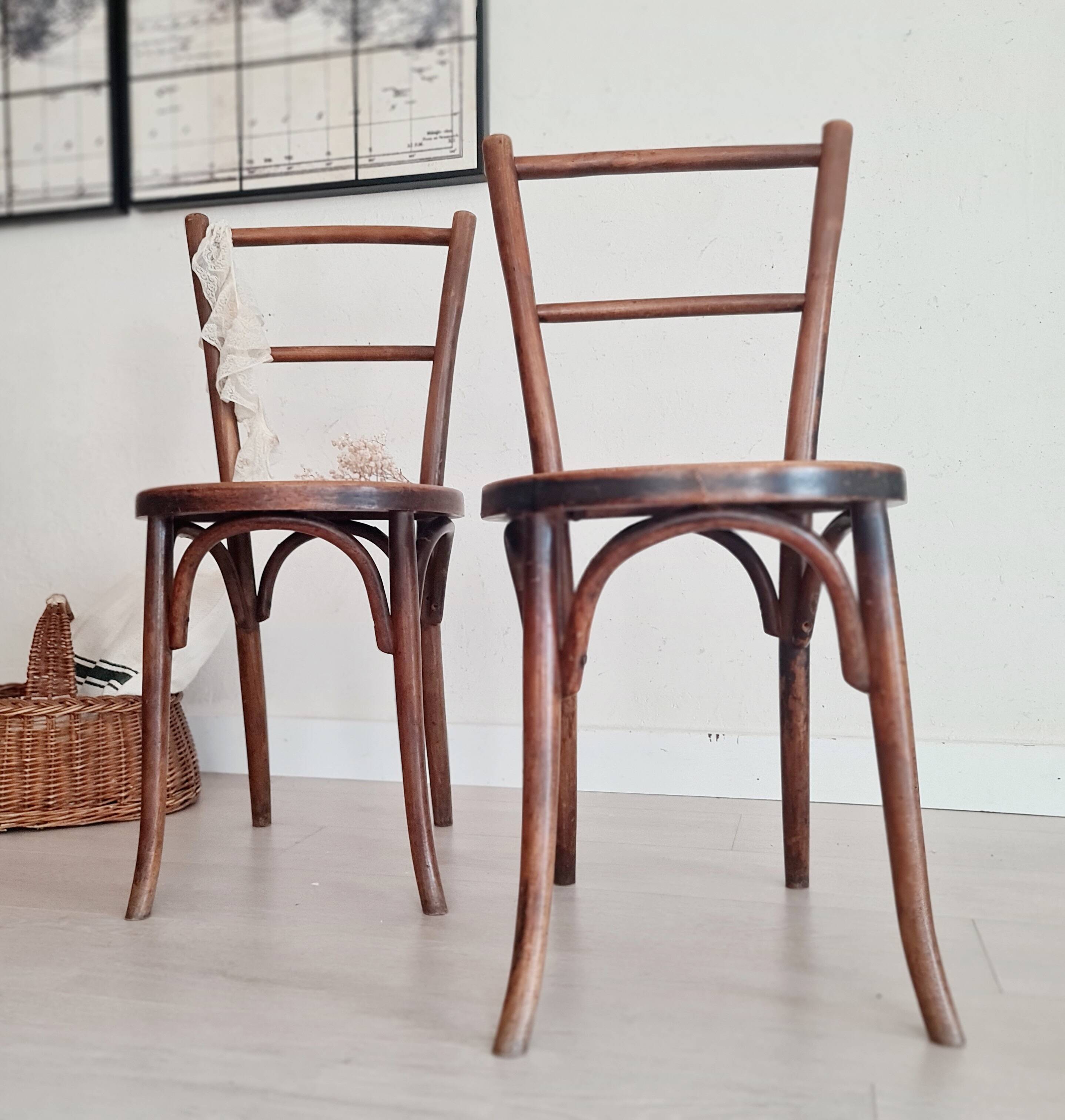 Chaises bistrot bois courbé