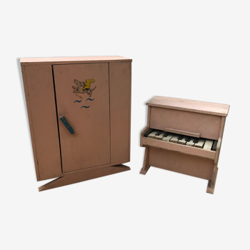 Lot ancienne armoire poupée + piano enfant bois rose jouet vintage