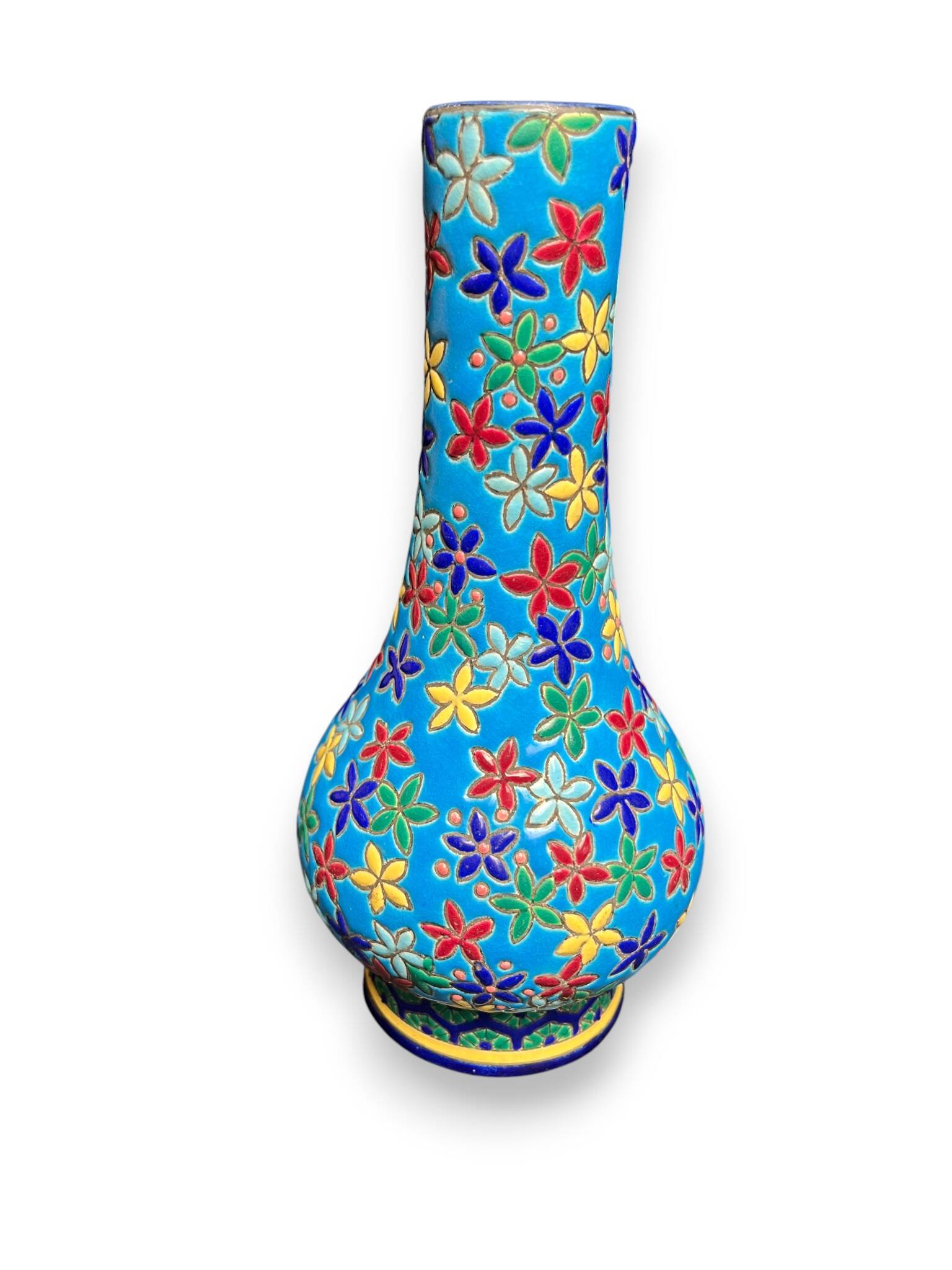 Vase cornet Longwy en faïence émaillée à décor flora,l début XXème