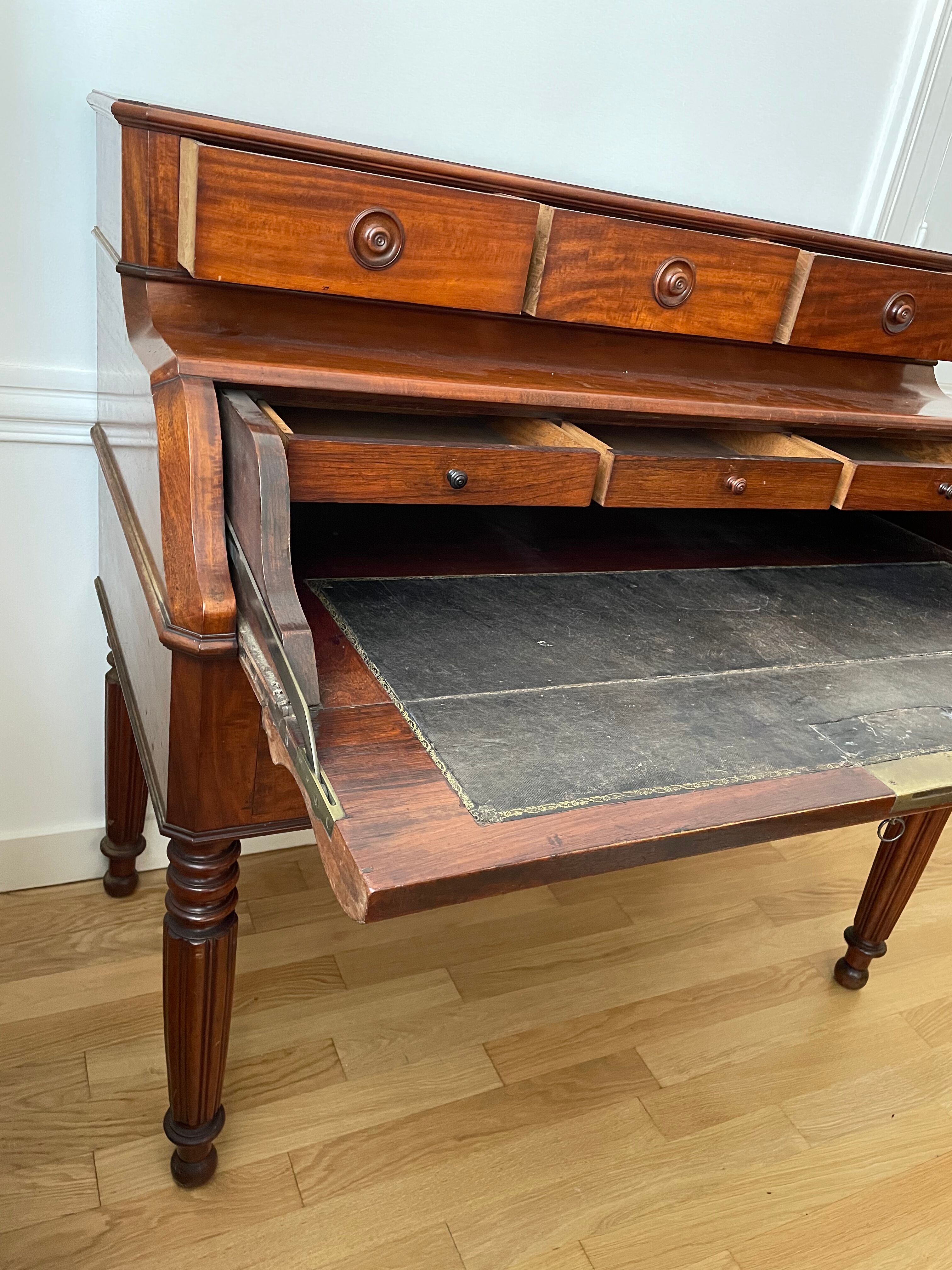 Stepped office XIXth