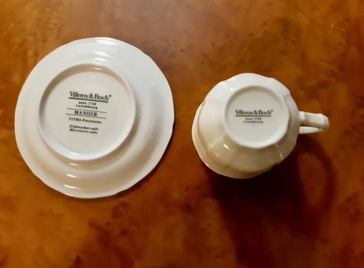 Villeroy&boch manoir pattern coffee cups