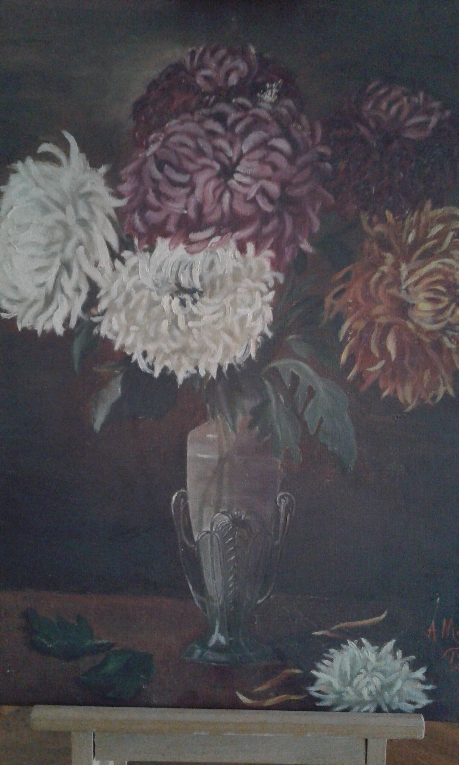 table. Still life with a bouquet of chrysanthemums. 1927