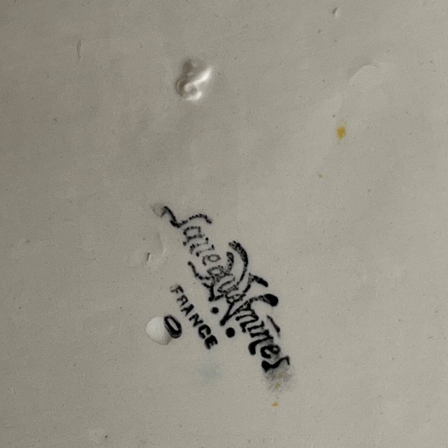 It's matte Sarreguemines ivory