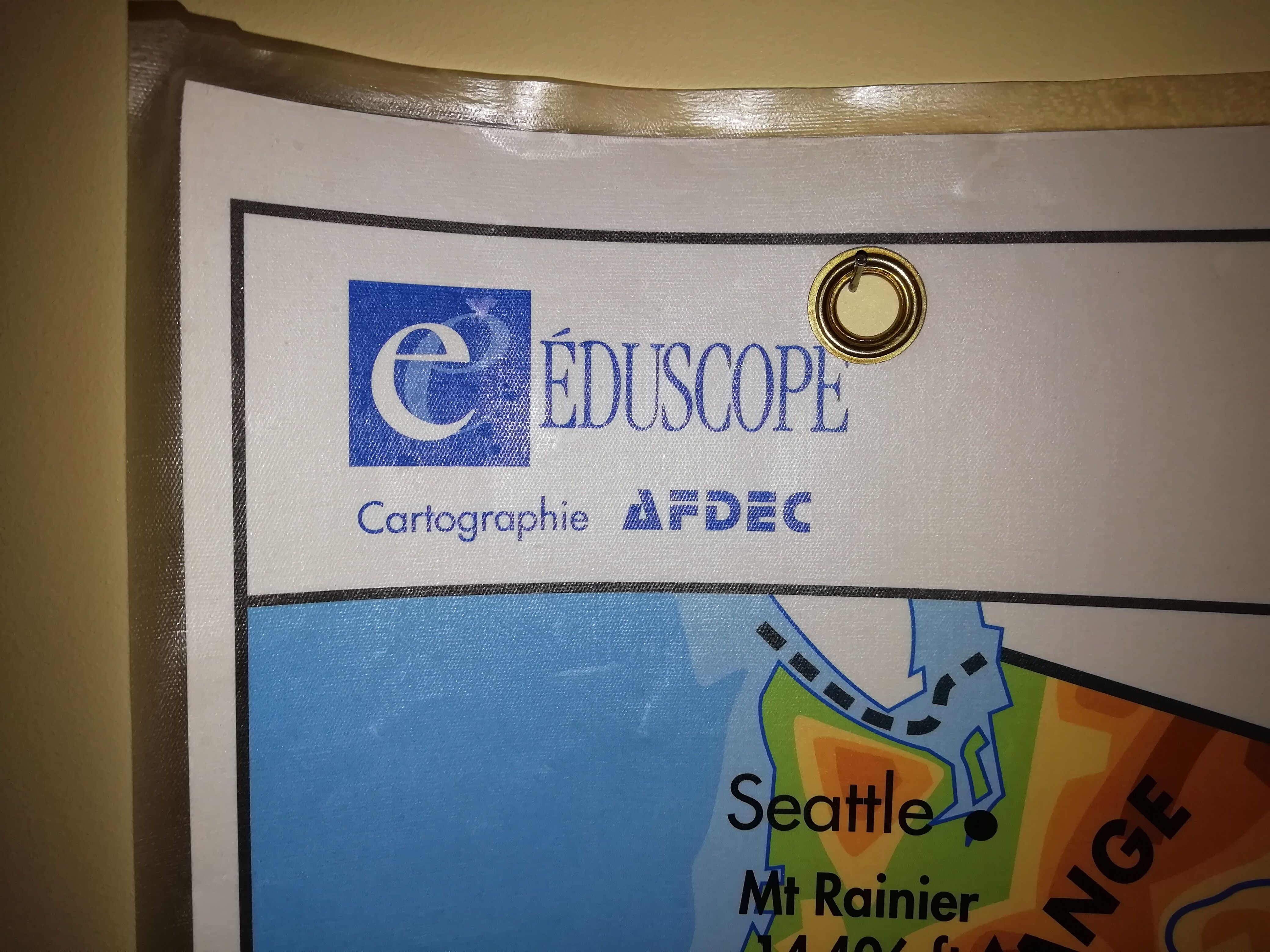 Carte murale pédagogique eduscope