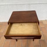Vintage Scandinavian design bedside table in teak by the Danish Andersen.