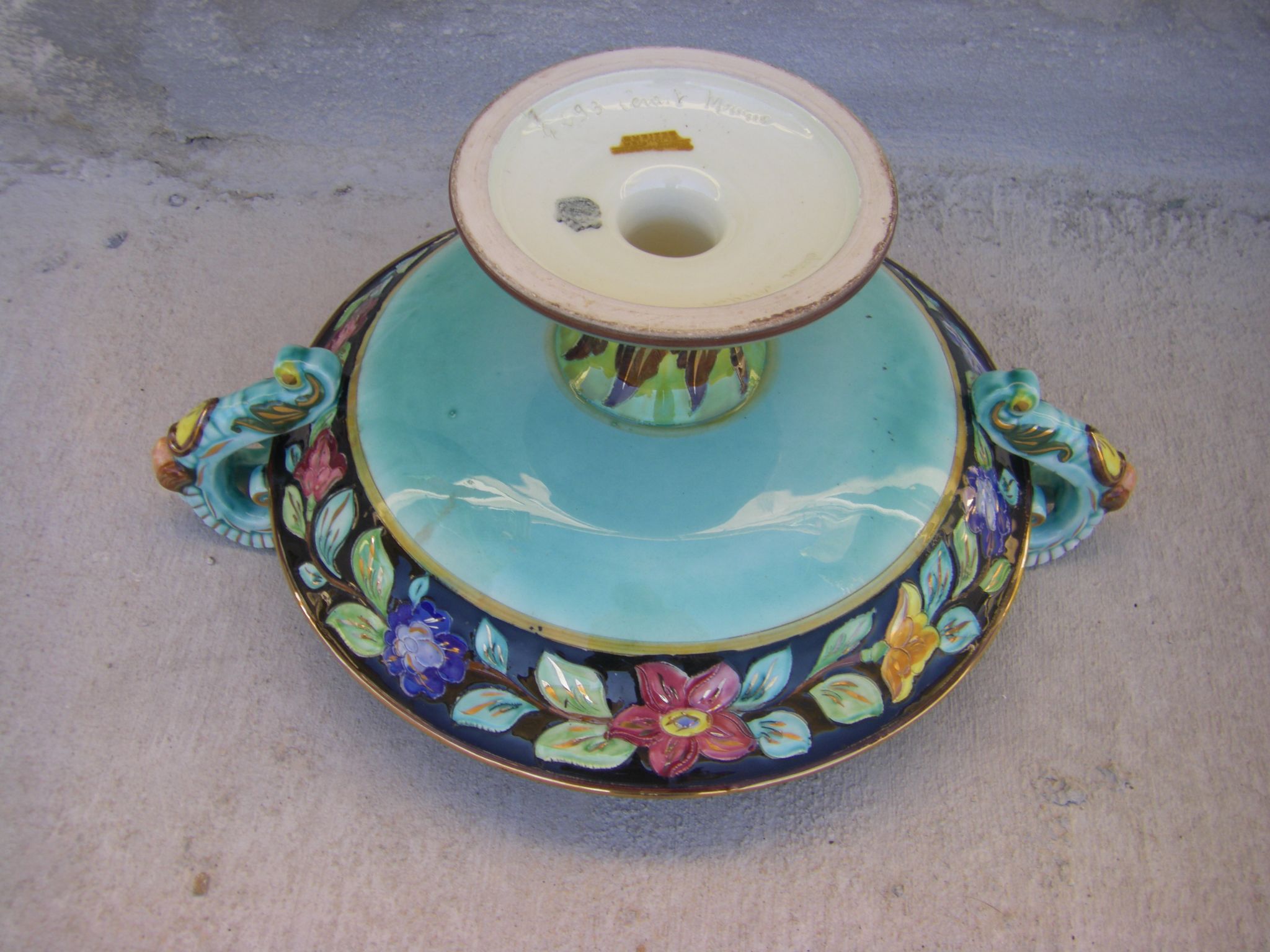 Large fruit cup