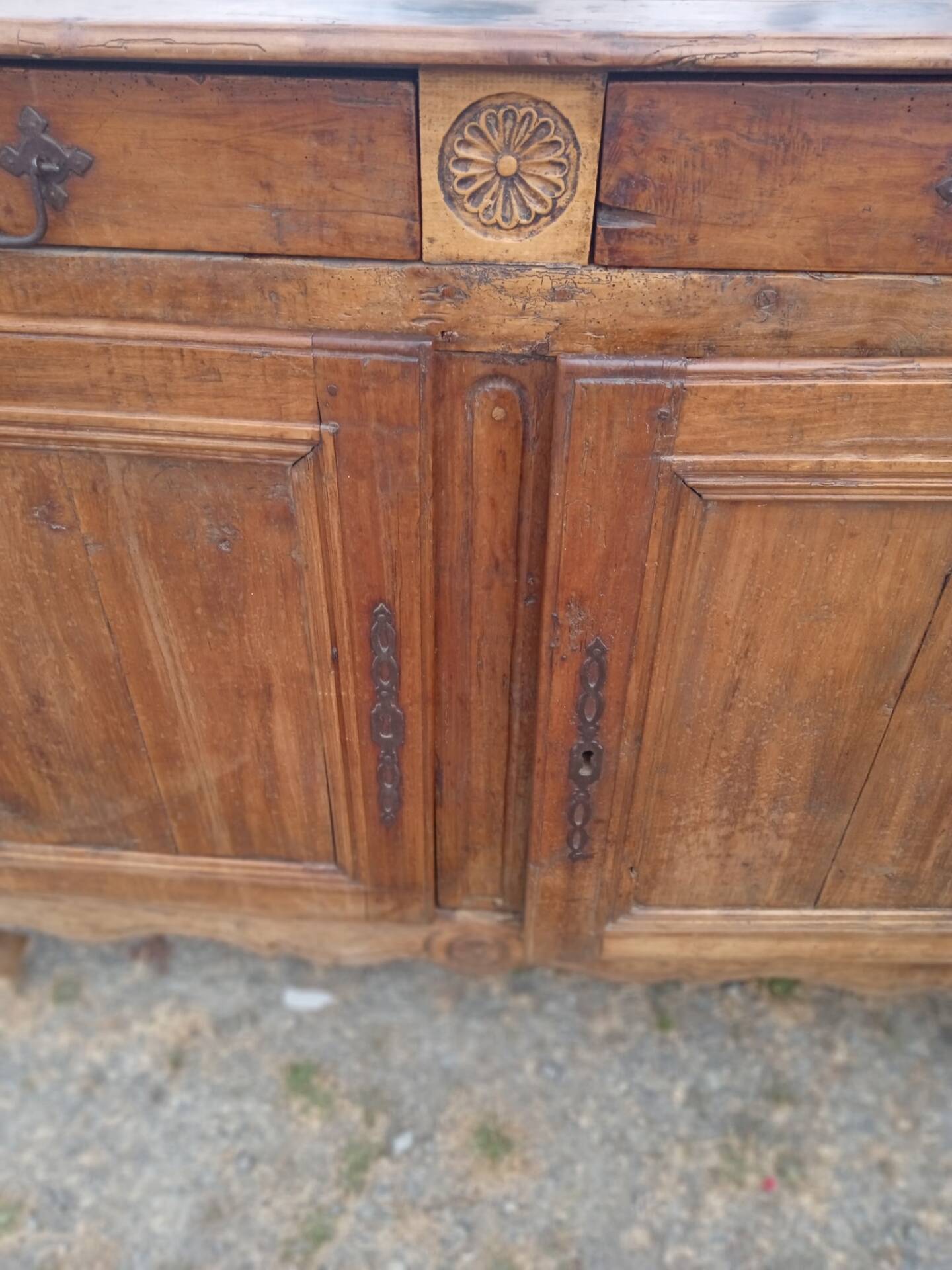Buffet Louis XV