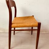 Moller 75 chairs