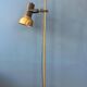 Lampadaire vintage en laiton avec spot orientable