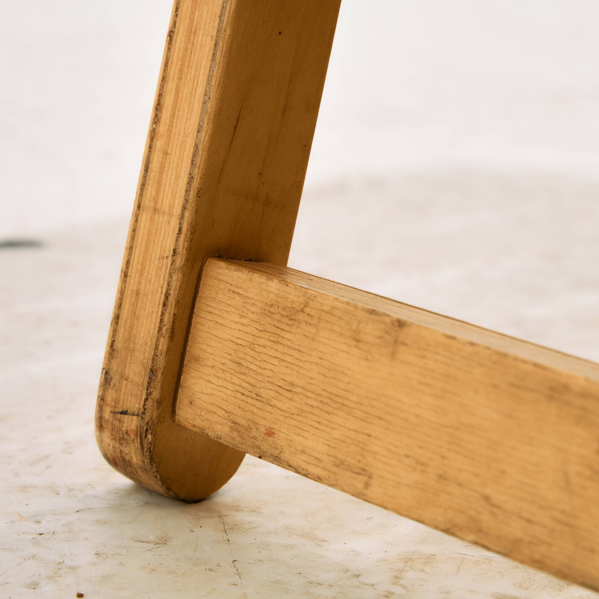 Foldable beech chair