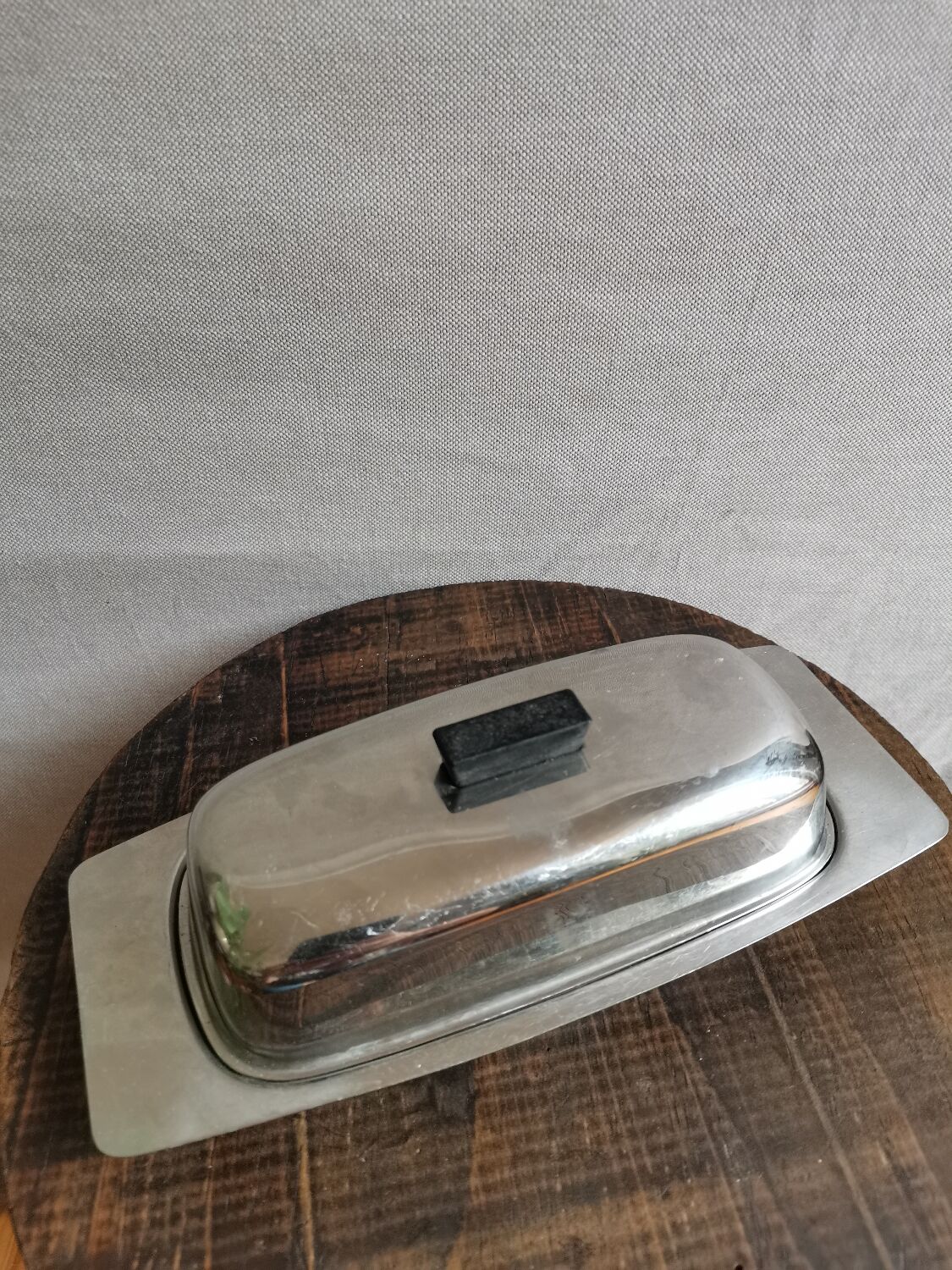 Beurrier Présentoir Vintage En Métal Argenté Avec Couvercle - Objet Déco Rétro