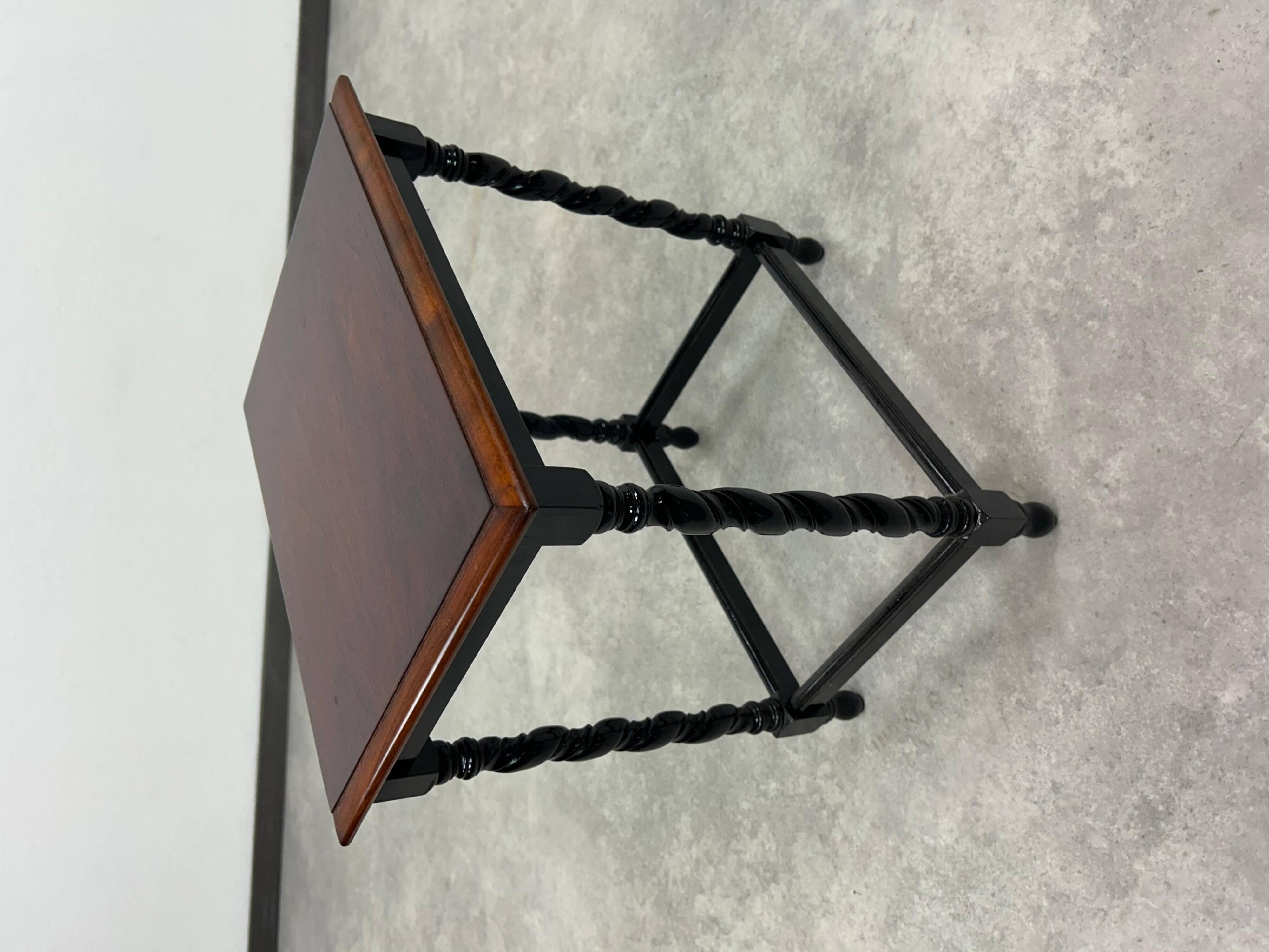 Small display/plant stand