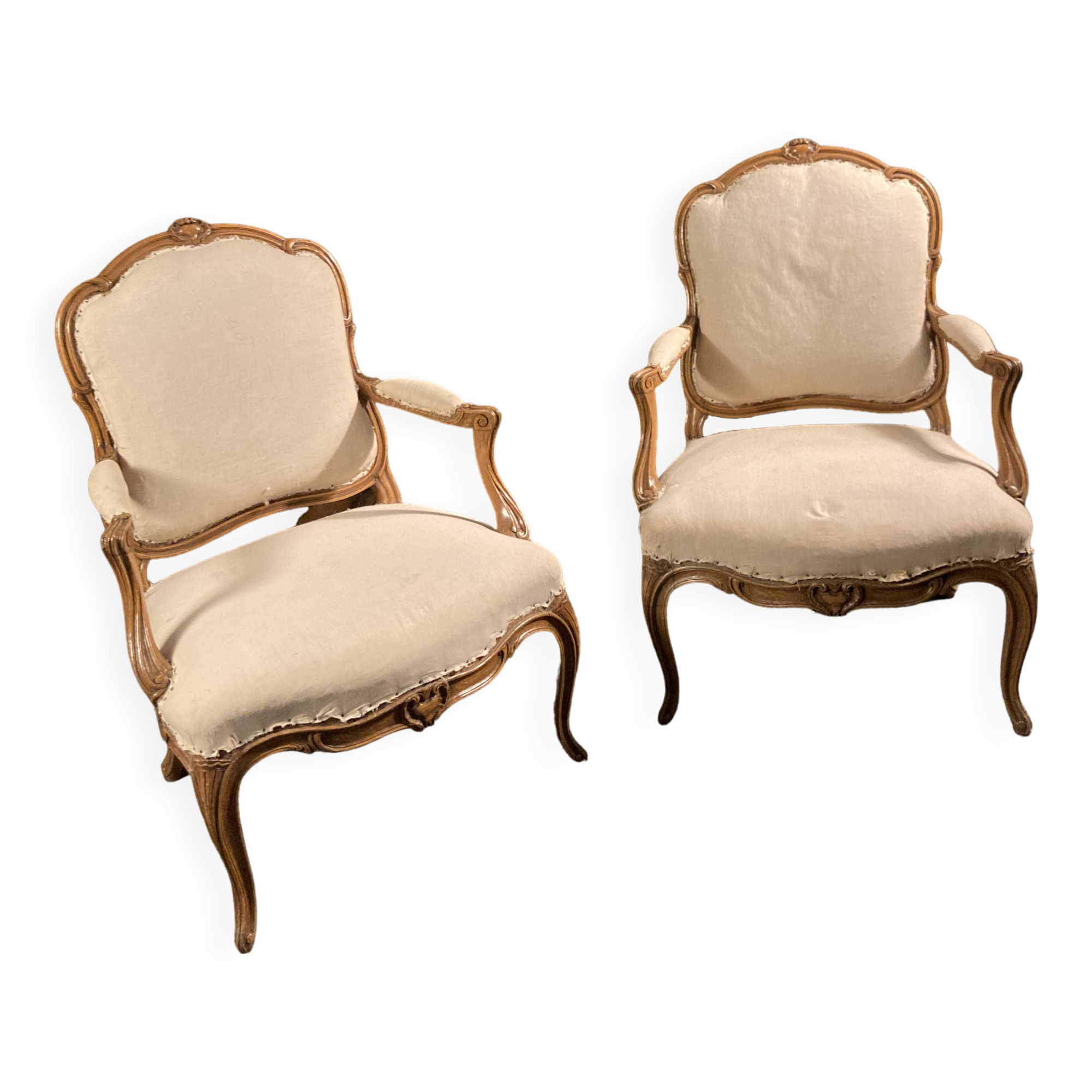 Pair of Queen armchairs
