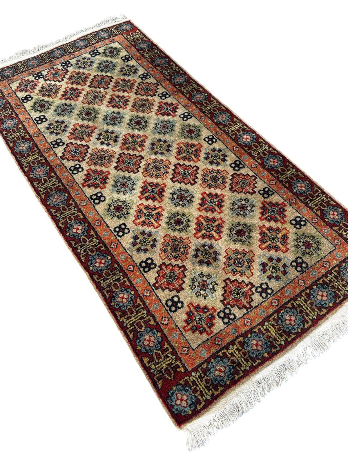 Tapis chinois fait à la main