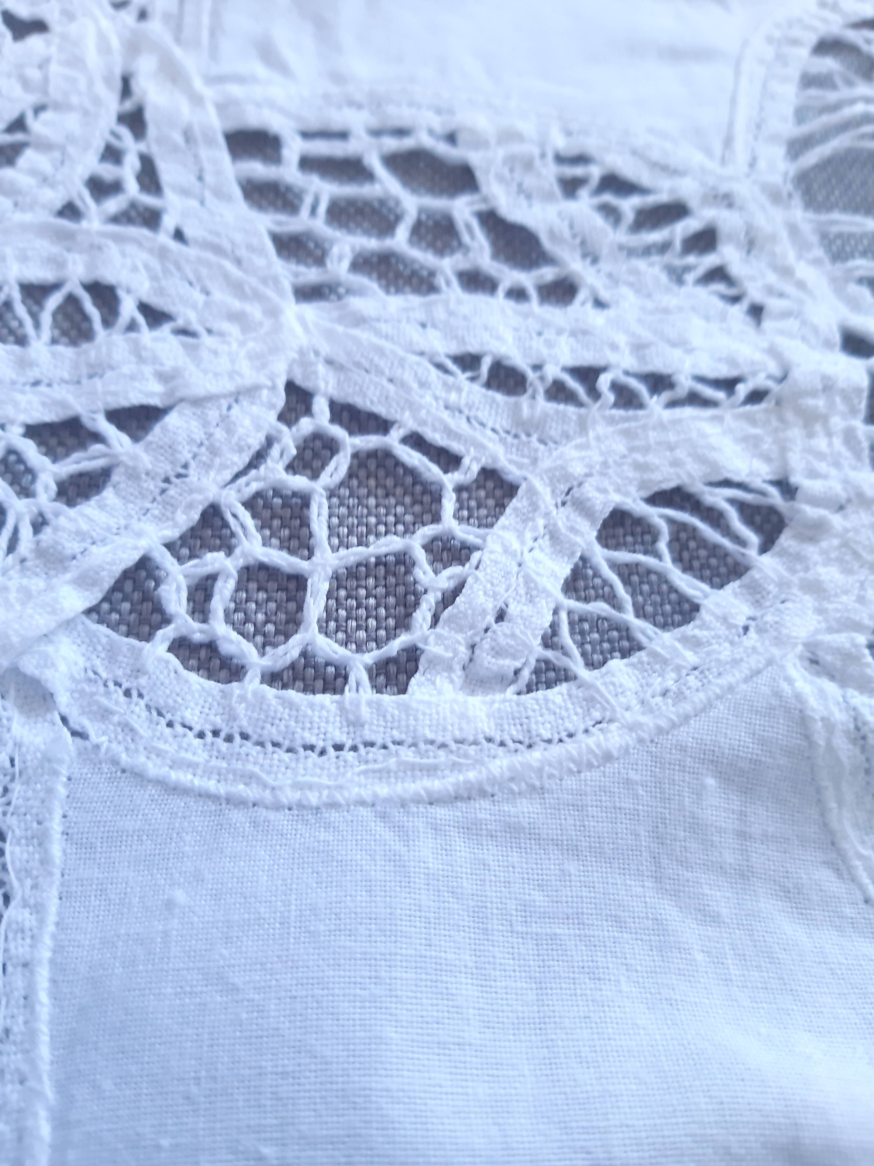 Nappe ancienne de cérémonie 230 x 150
