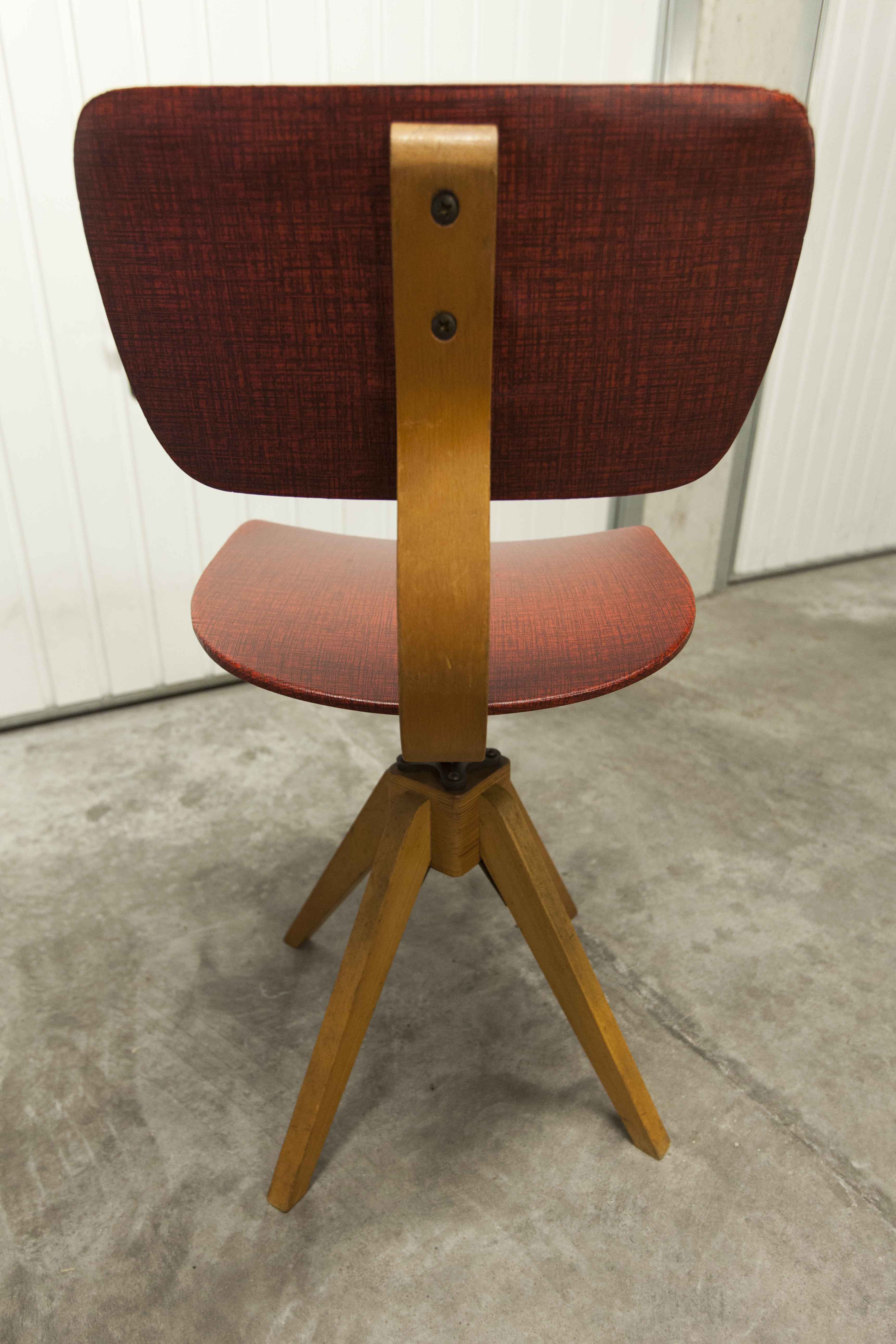 Workshop chair 1950 feet compass skaï red atypical