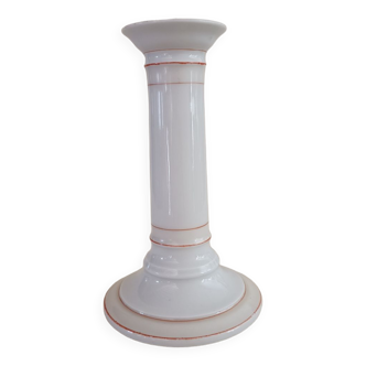 Porcelain candle holder