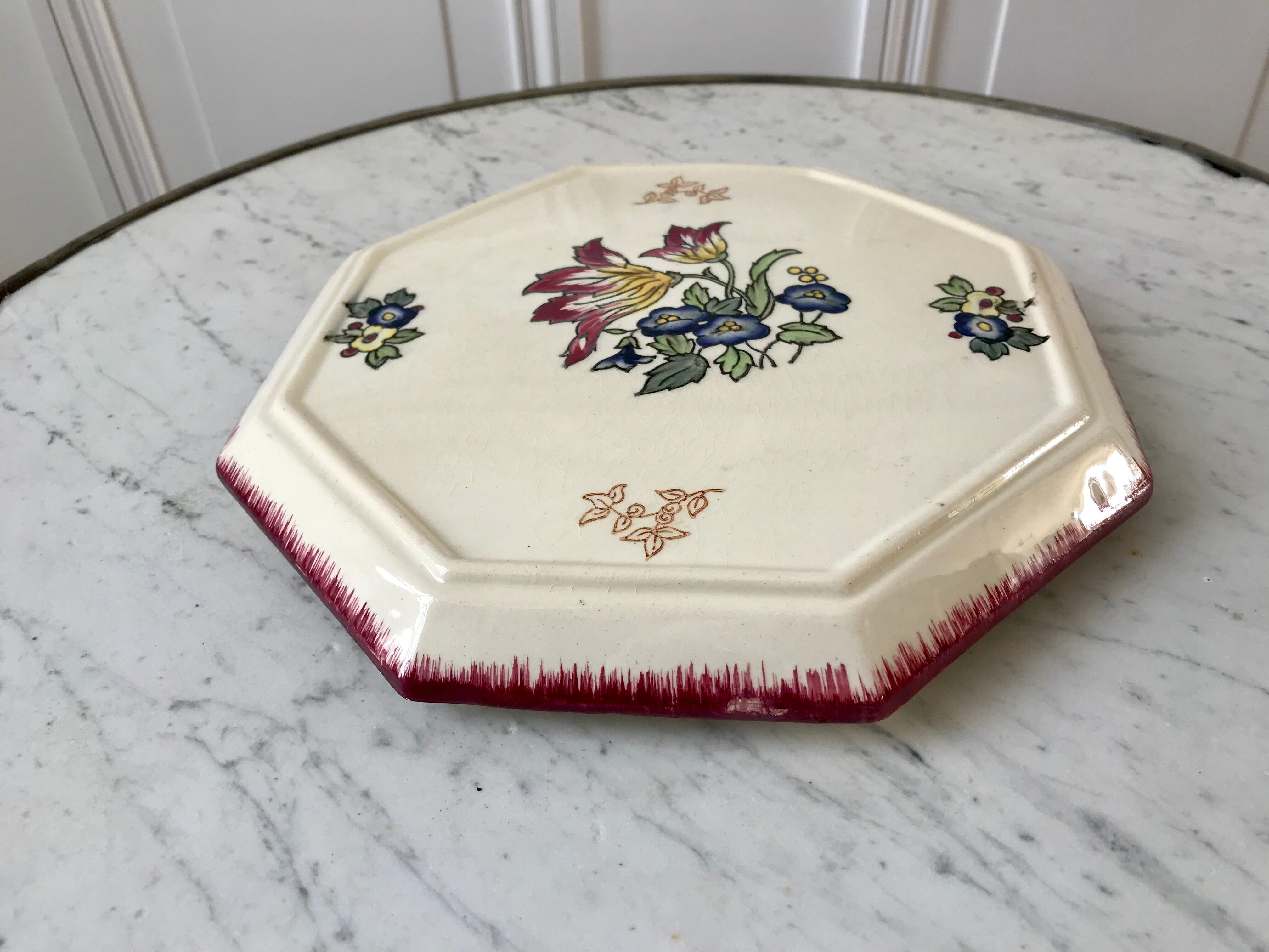 Flowering dish underside 40-50s