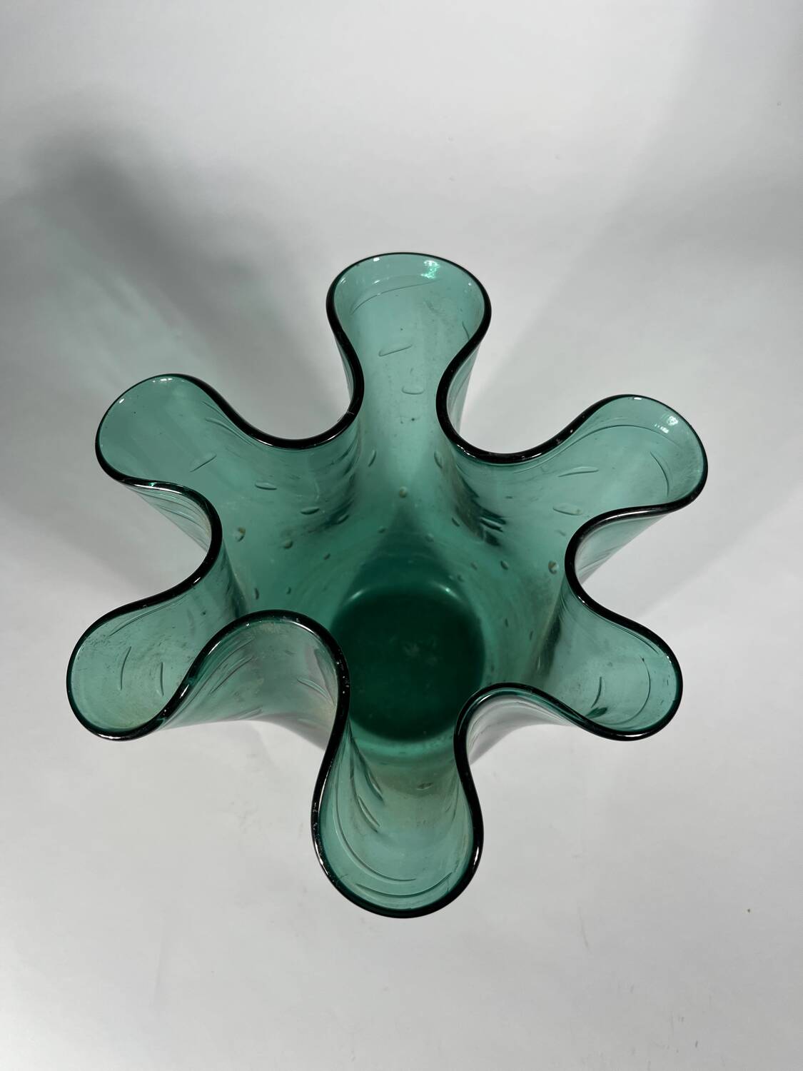 Italian Empoli Murano glass handkerchief vase?