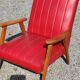 Fauteuil vintage des années 50 pieds compas moleskine rouge
