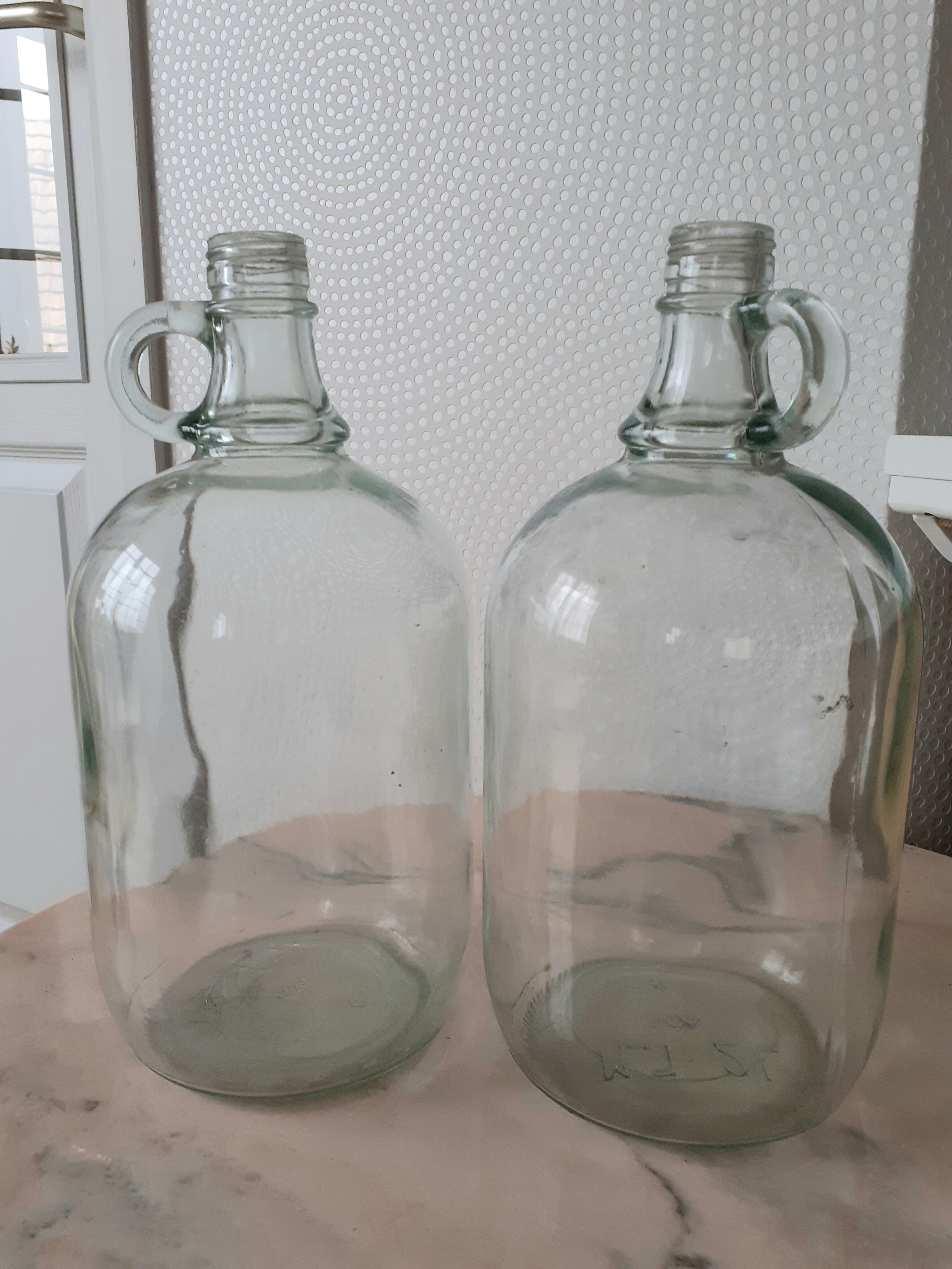 Set of three Jeanne 2l ladies' bottles