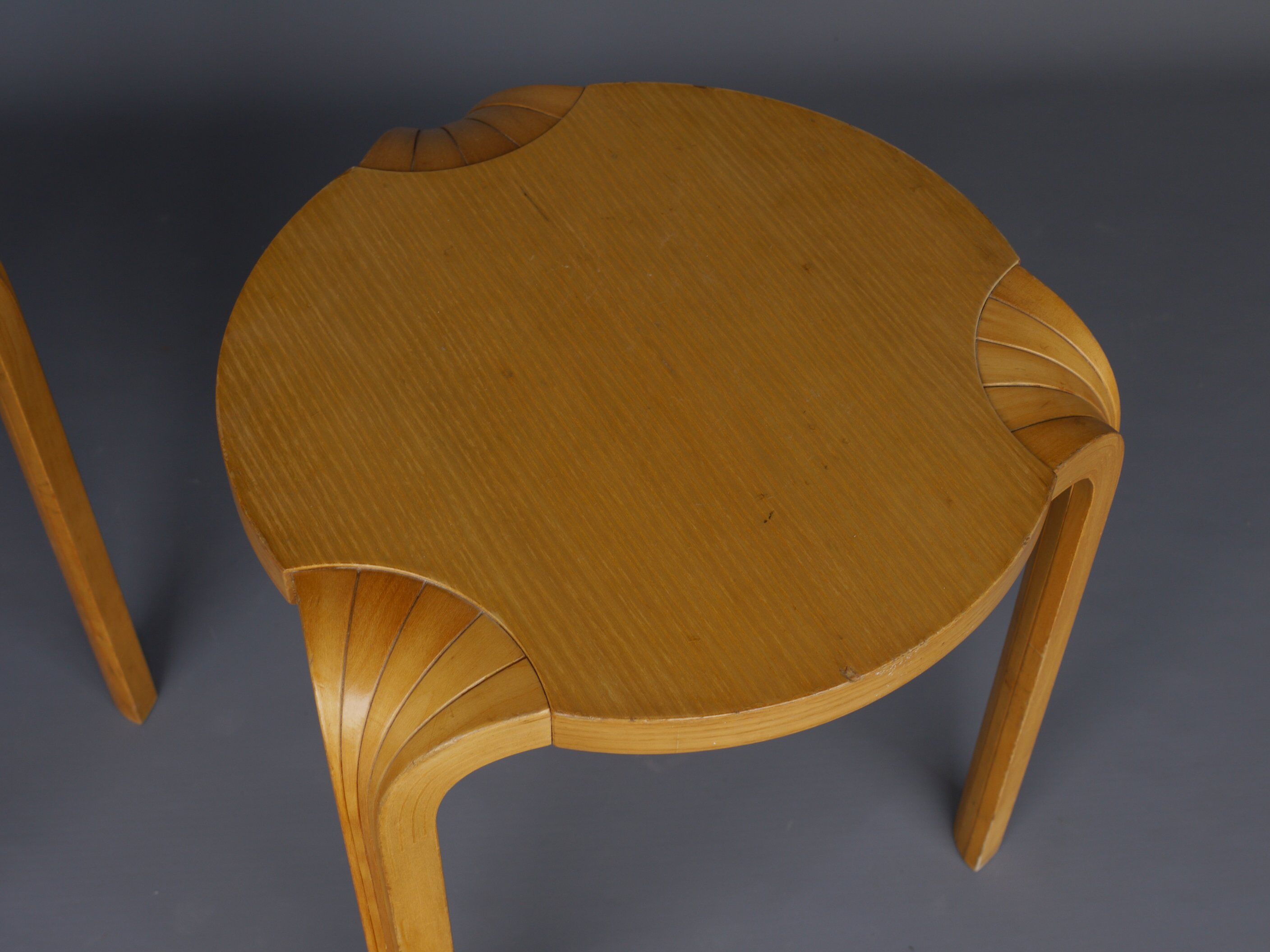 2 tabourets modèle X600 par Alvar Aalto pour Artek, 1960s