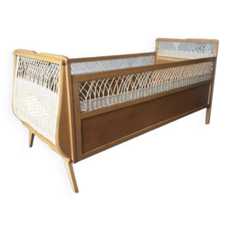 Baby cot