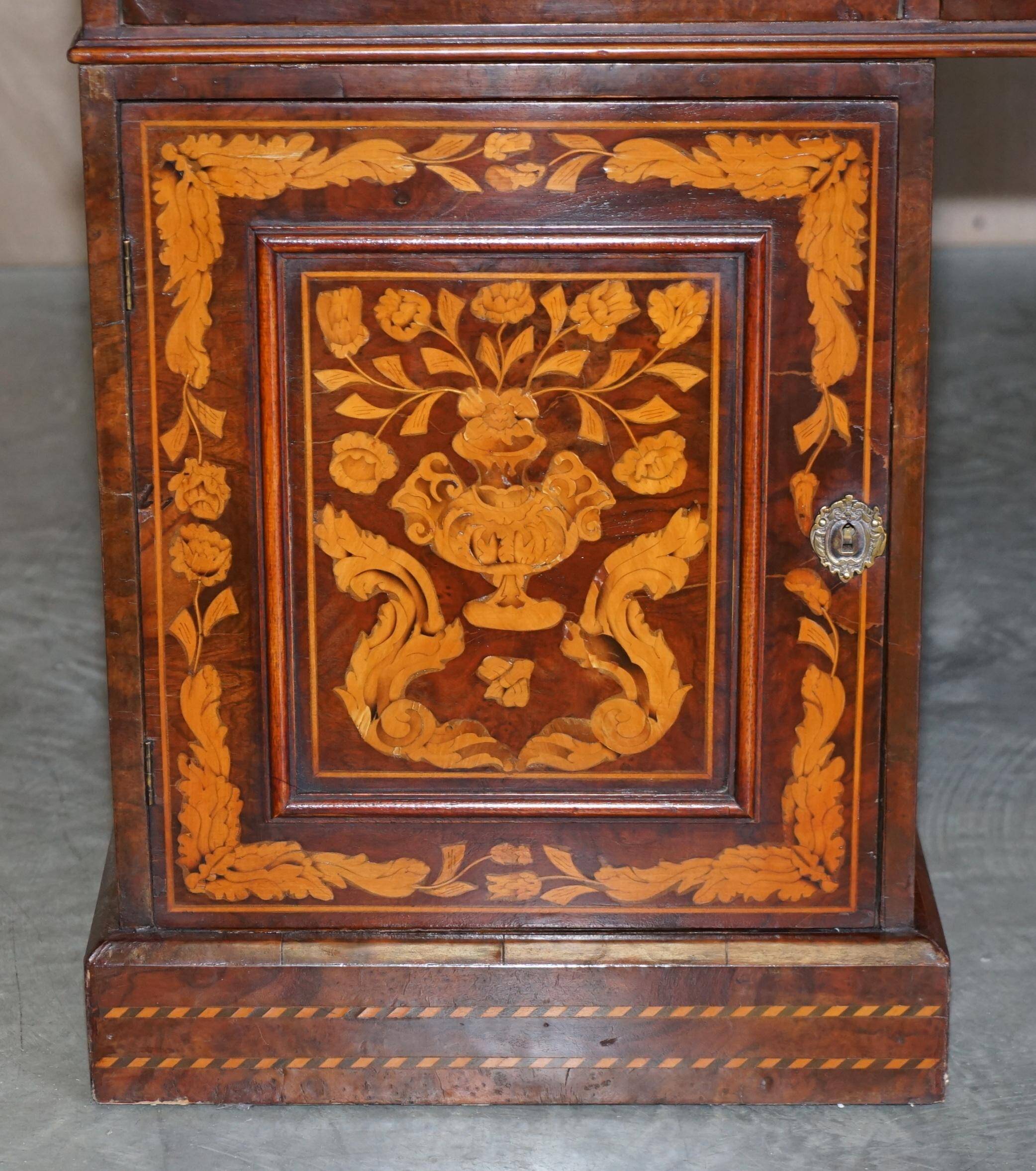 Bureau à caissons jumelés double face avec marqueterie hollandaise antique