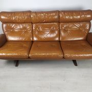 Canapé cuir fauve scandinave