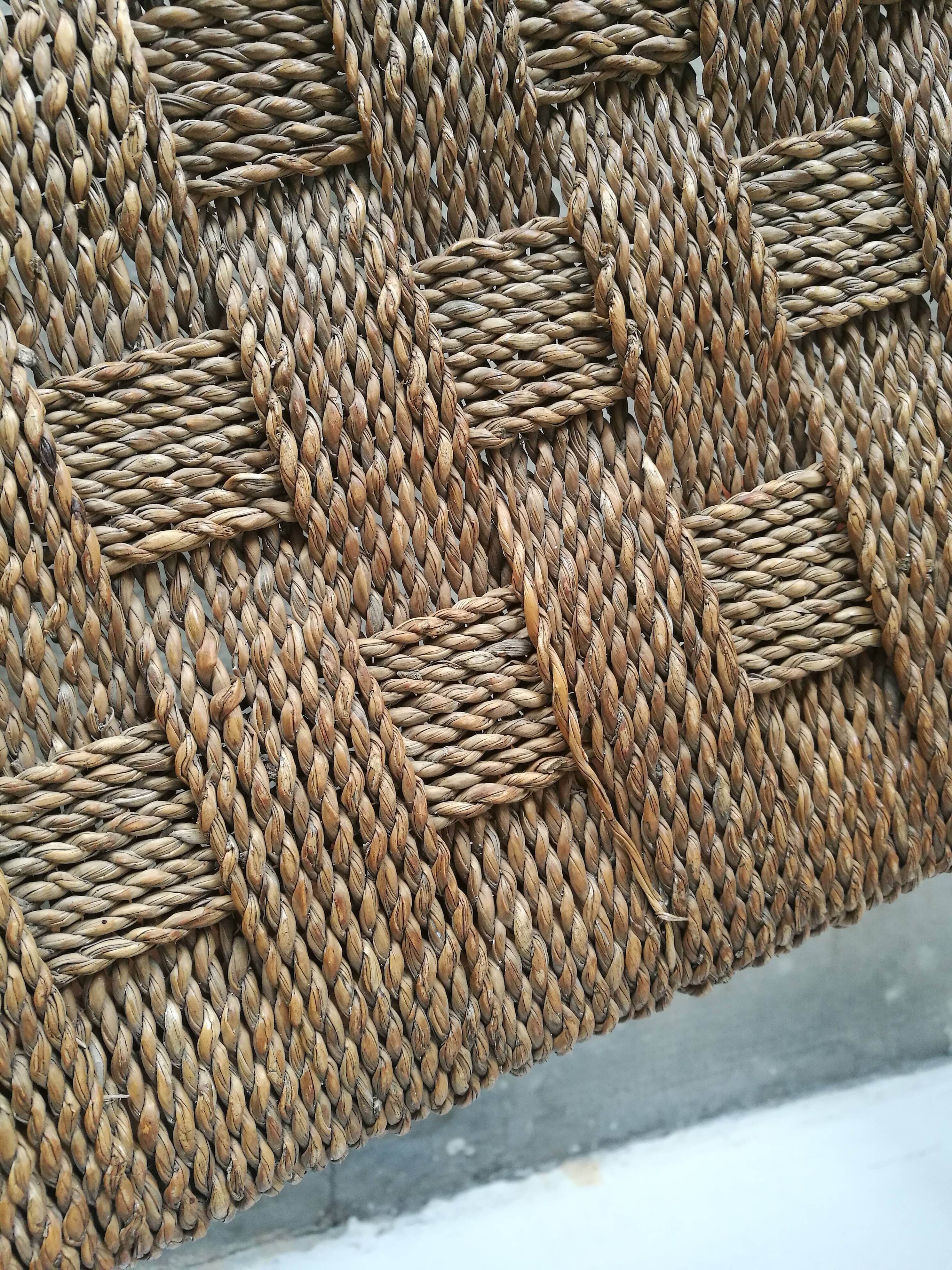 Vroom and Dreesmann rope stool