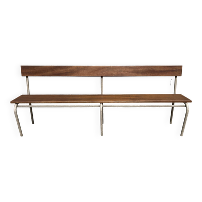Banc d'internat en métal tubulaire et bois massif, années 50