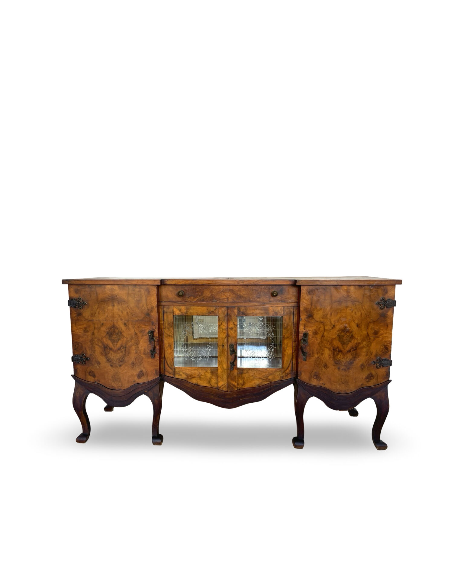 Buffet en noyer burr italien, années 1930.
