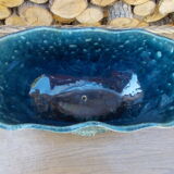 Gardener in blue earthenware