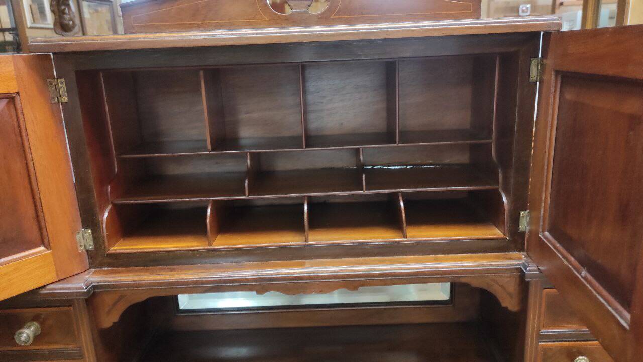 English writing case, early 20th century – Elegance and ingenuity combined