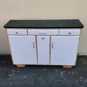 beau Buffet Mado Rénové Vintage des années 1940/50