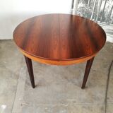 Table ronde, extensible en palissandre, rallonge papillon