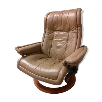 Mid-Century swivel leather lounge chair, Norway