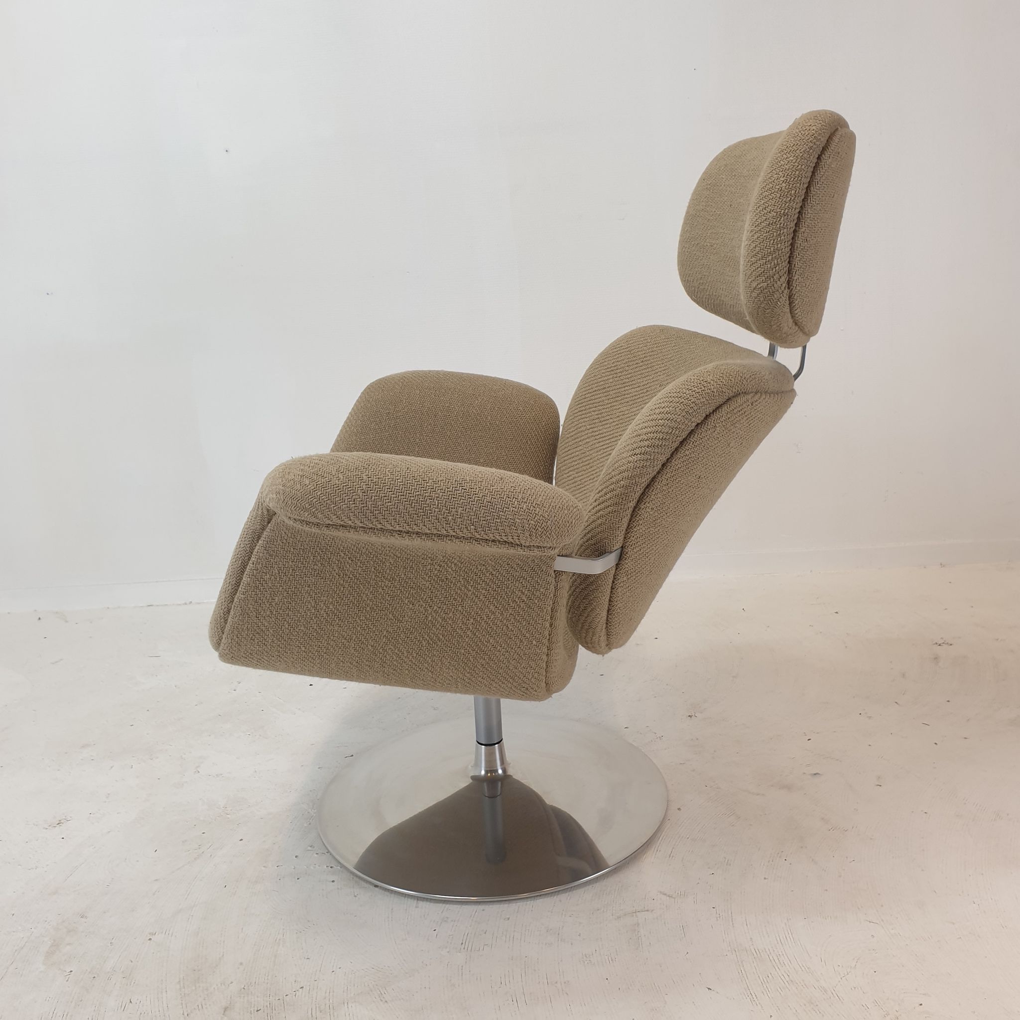 Big Tulip Chair and Ottoman by Pierre Paulin for Artifort, 1980s