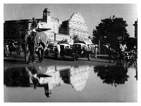 Jaipur, photographie du palais des vents et de son reflet