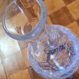 2 carafes en verre craquelé