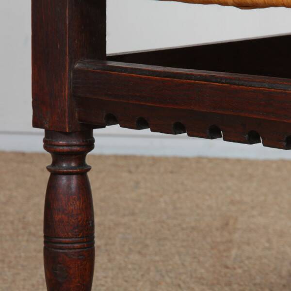 Set of 4 rush-seated chairs in solid oak, 1950.