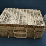 Wicker trunk