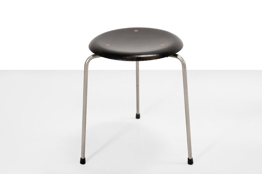 Very early edition Arne Jacobsen DOT stool model 3170 by Fritz Hansen
